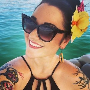 Meet your Posher, Michelle